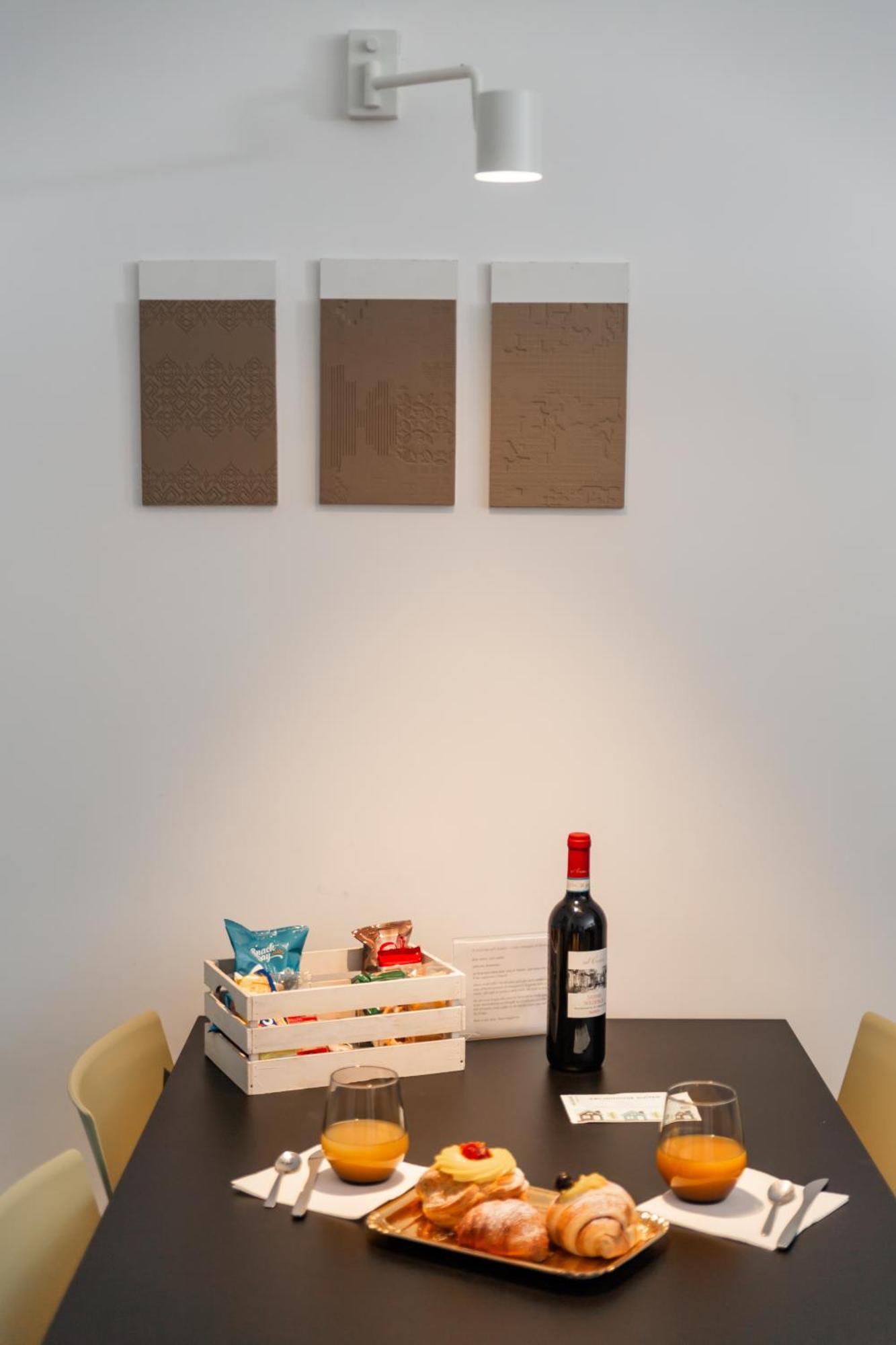 Archihouse Suites Naples Extérieur photo