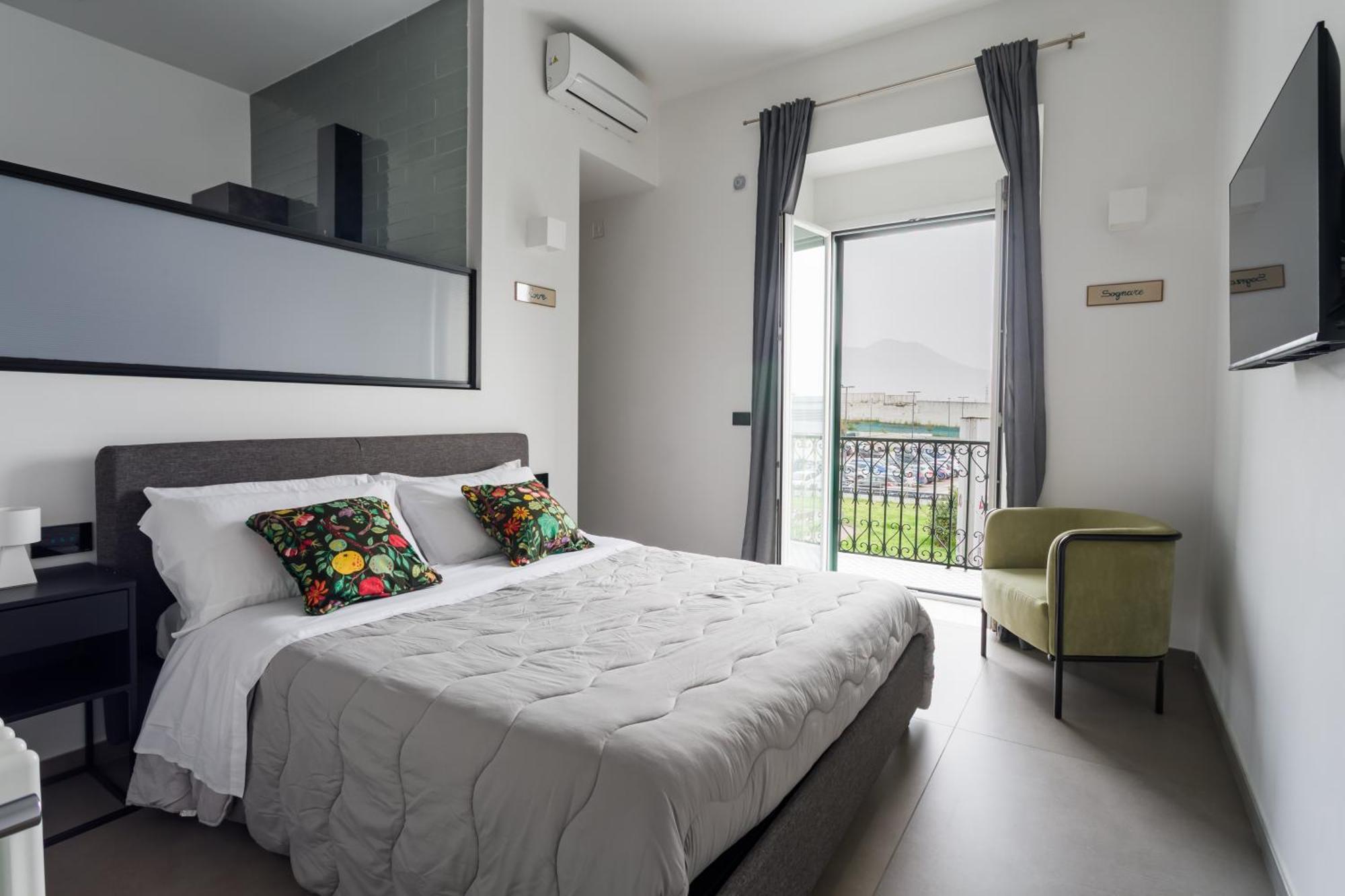 Archihouse Suites Naples Extérieur photo