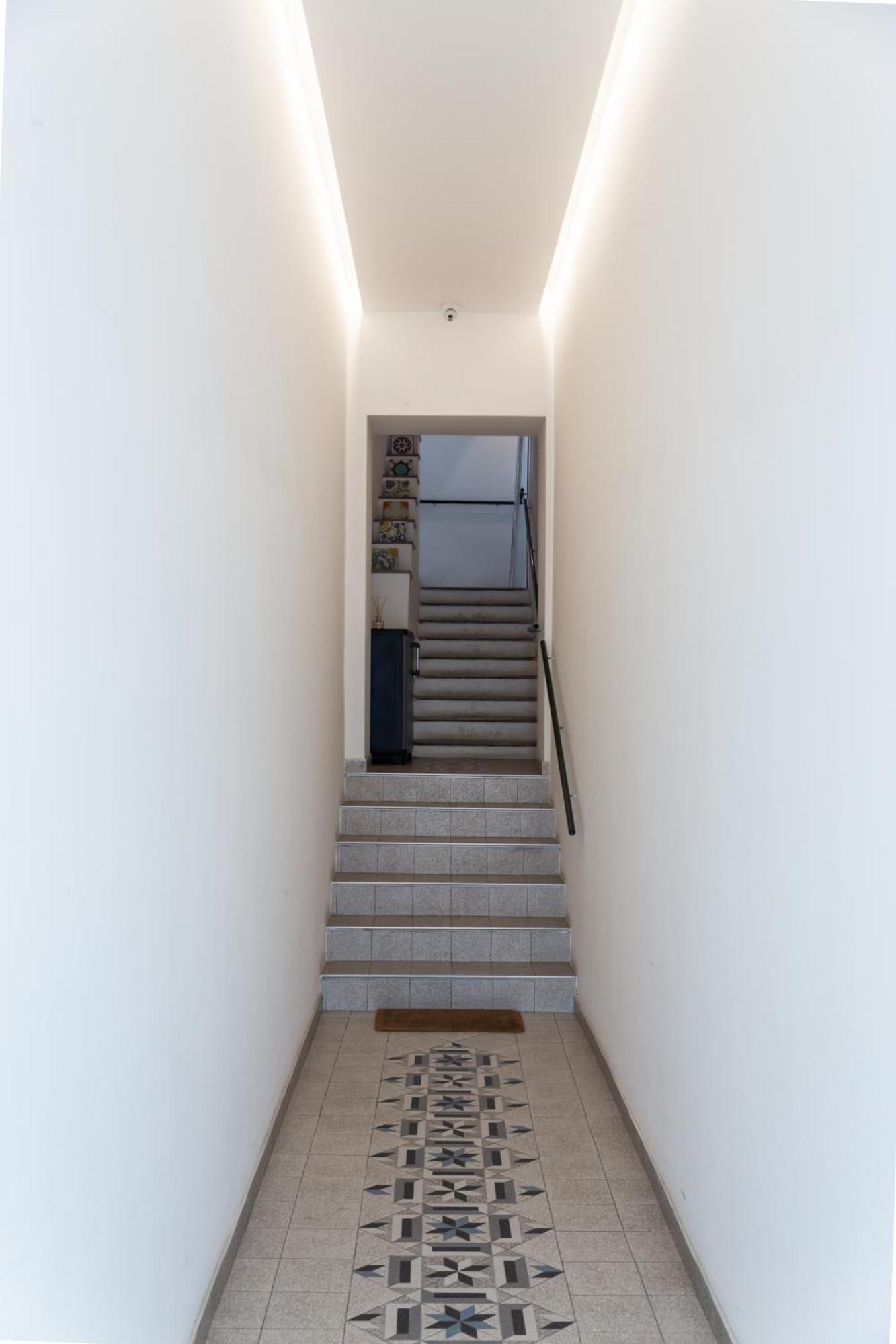 Archihouse Suites Naples Extérieur photo